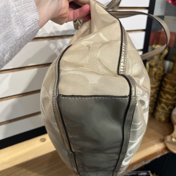 Coach Poppy “Pop-C” Graffiti Glam tote - Picture 7 of 13